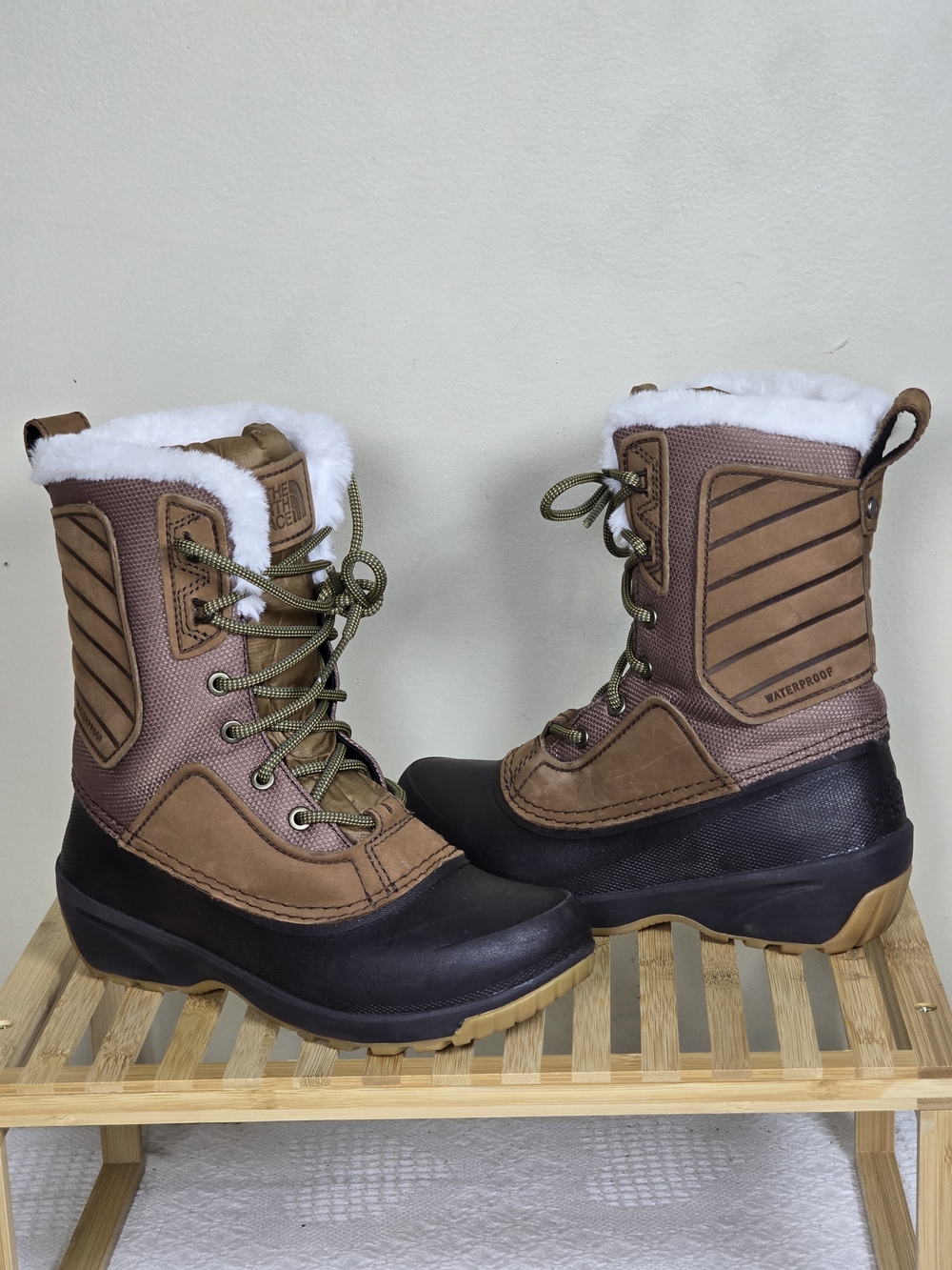 The North Face Women’s Waterproof Faux Fur Winter Snow Boots Brown  US 5.5 - Picture 5 of 10